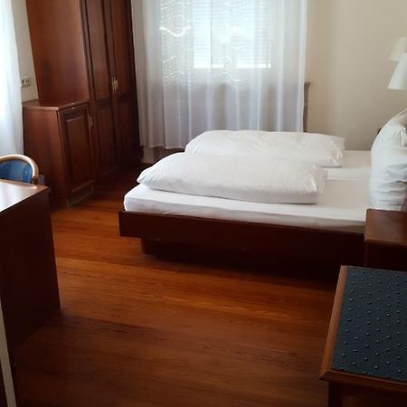Gaststaette Peperoni Hotel Biberach an der Riß Екстериор снимка